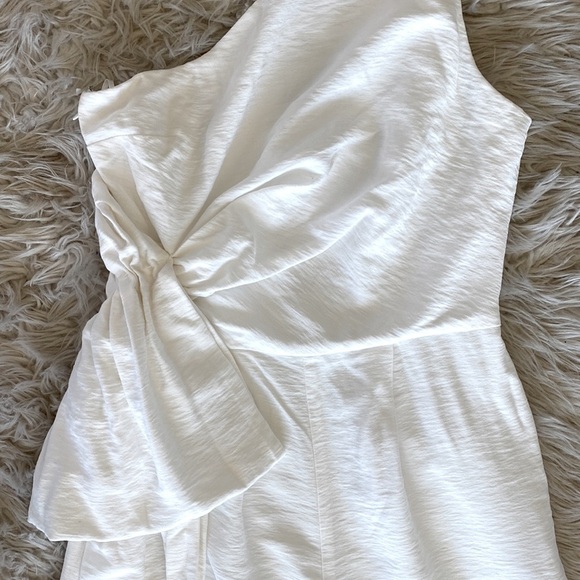 C/Meo Collective Show Them the Shoulder Jumpsuit - Picture 10 of 16